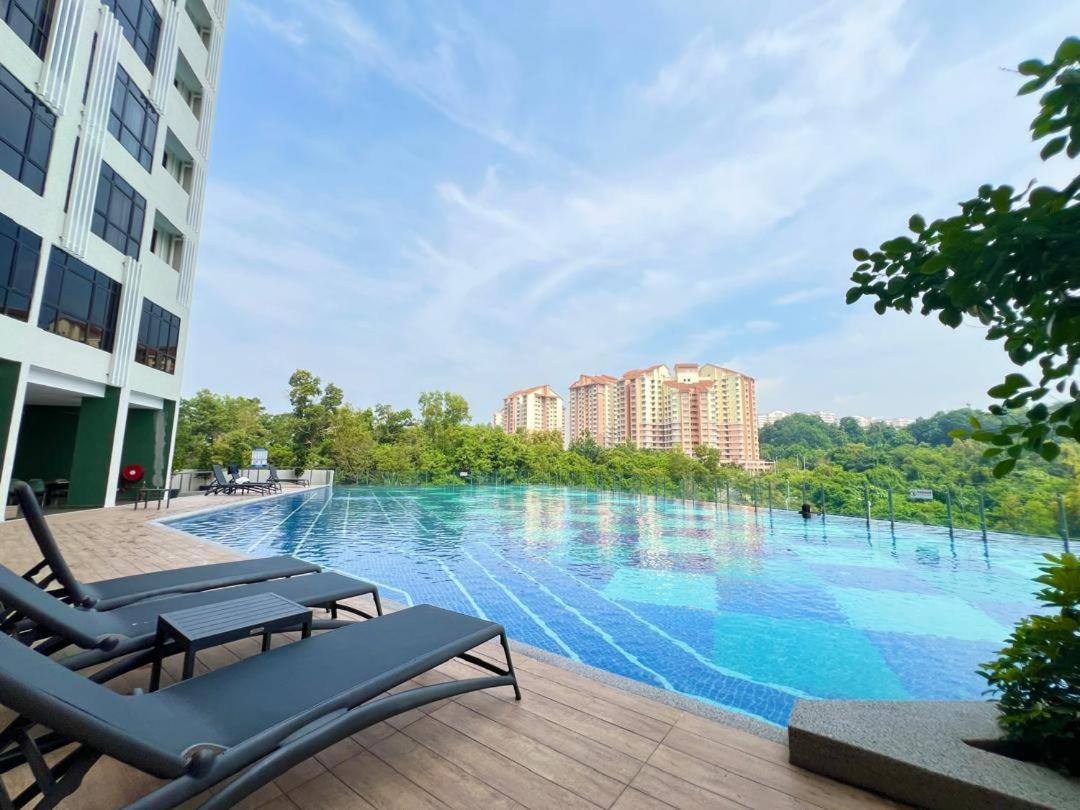 Mysky Free High Speed Internet, 5minutes To Picc Apartment Putrajaya